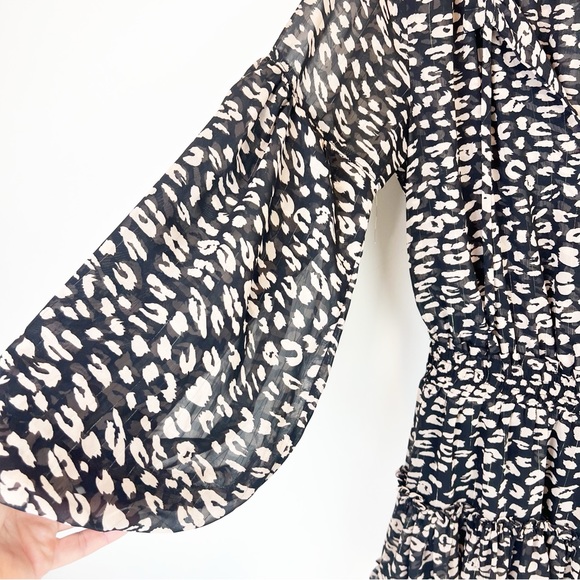 Buddy Love ZoZo Leopard Print Popover Dress Size Small - Picture 3 of 8